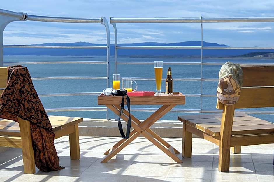 Cilene Del Faro Suites & Spa