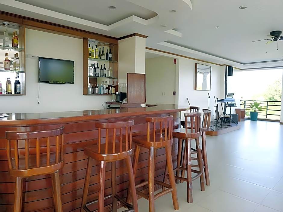 Ipil Suites Puerto Princesa