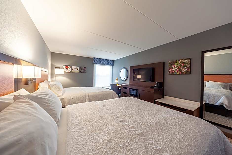 Photo 1 of 4 of 2 Queen Beds, Hearing Accessible