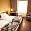 Expo Hotel