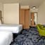 Fairfield by Marriott Inn & Suites Kansas City at The Legends