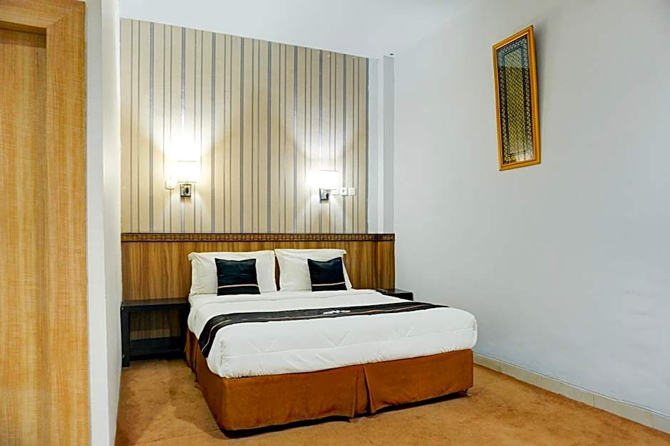 Collection O R.Sukamto Near Palembang Trade Center Mall