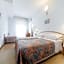 Hotel Latini