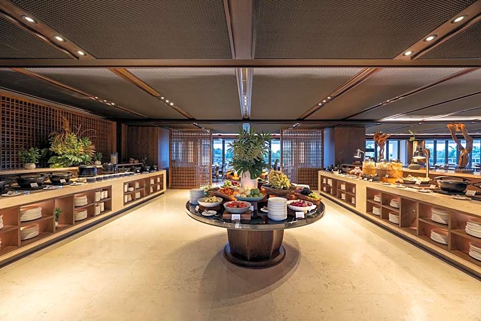 Bali Beach Hotel