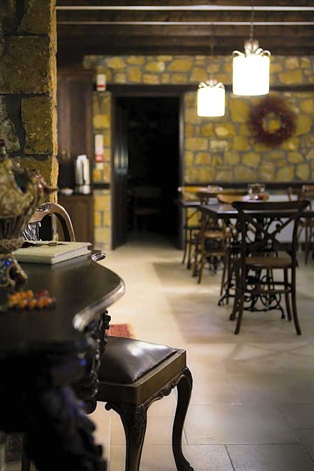 Archontiko Emmanouilidi Suites