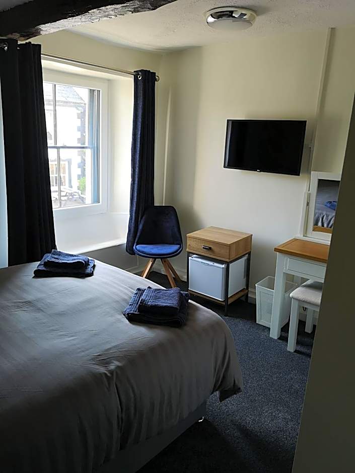 Red Lion Rooms - Self Check In