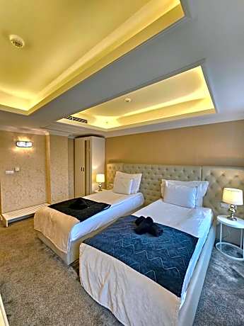 Twin Room - Free Spa Access