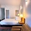 Sunshine Lodge Inn