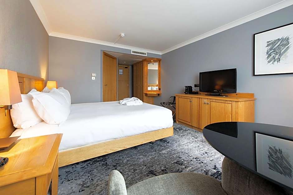 DoubleTree by Hilton Swindon