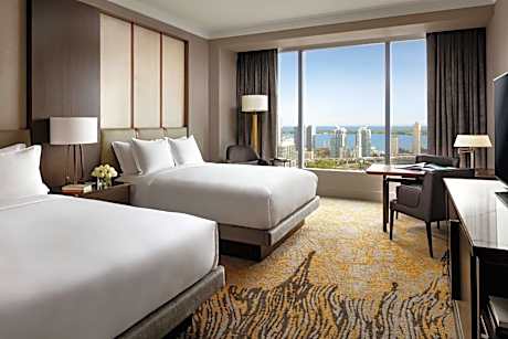 Lake Ontario View Room - 2 Queen beds