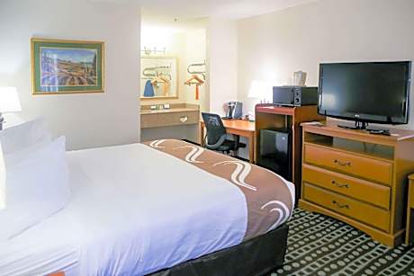 King Room - Non-Smoking