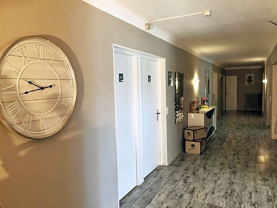 Logis Hôtel Le Clement V