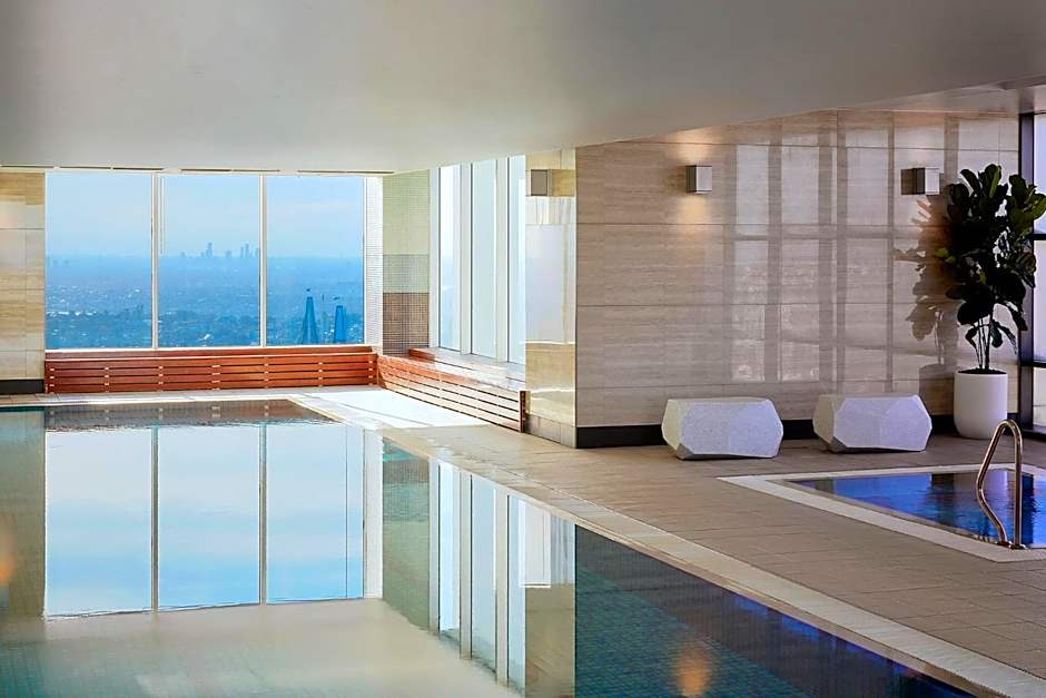 Meriton Suites World Tower, Sydney