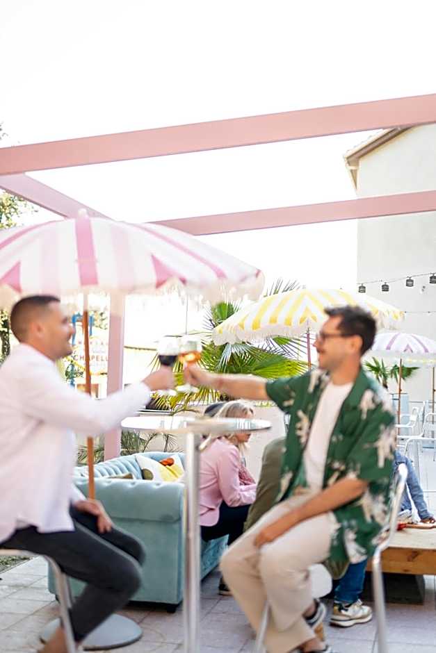 greet hôtel Pont du Gard - Route d'Avignon