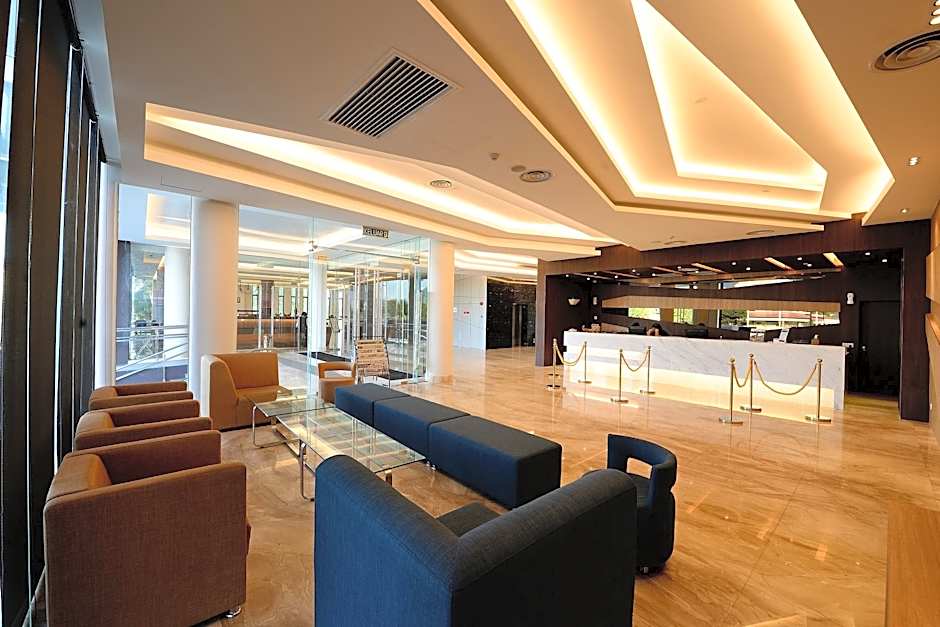 Goldenbay Hotel Bintulu