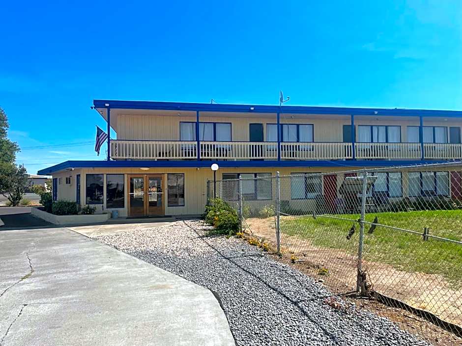 Motel Oasis