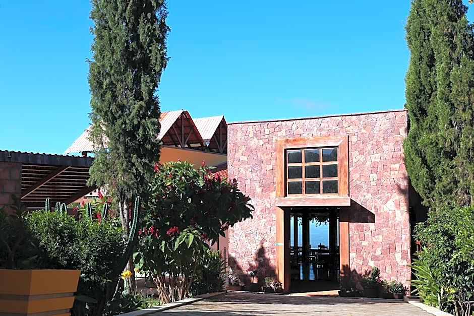 Hotel e Mirante recanto alto da serra