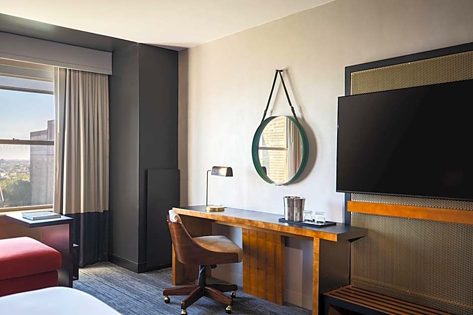 Renaissance by Marriott Philadelphia Downtown Hotel