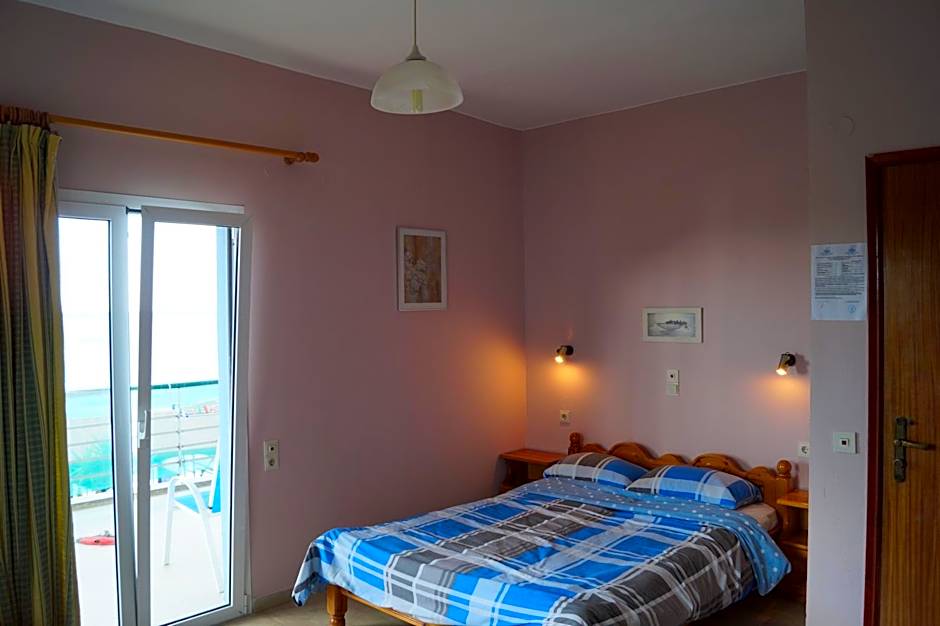 Jason Rooms & Studios