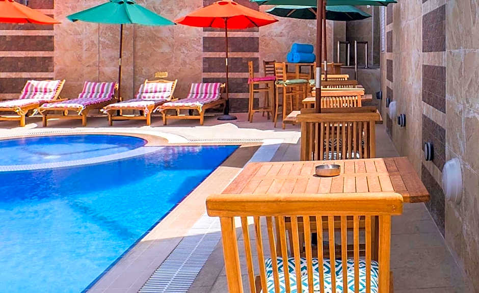 Crystal Plaza Al Majaz Hotel
