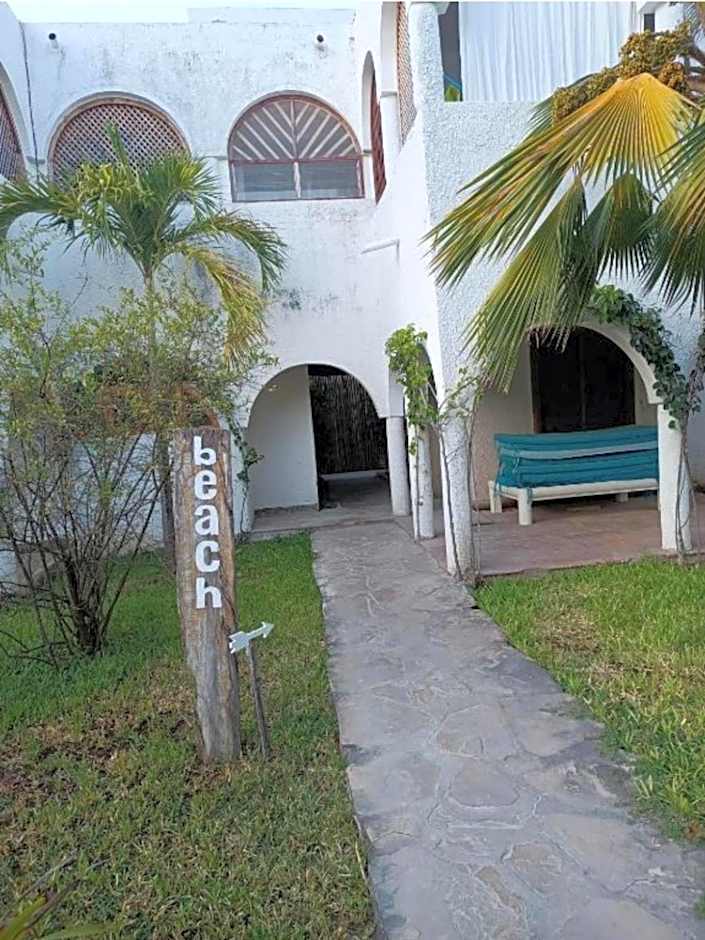 Kaleb's Beachfront Serviced Studio Apartments