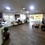 Country Plaza Motel