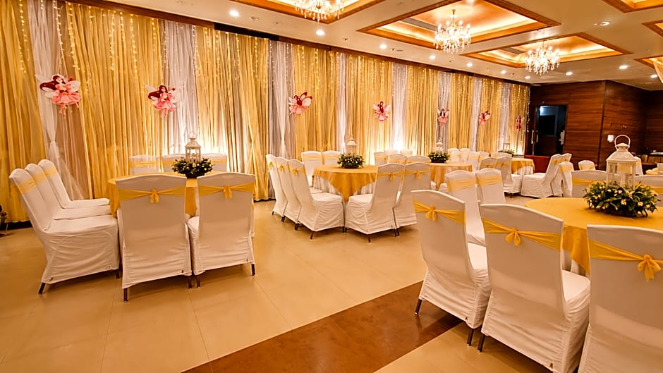 Vijaya Tej Clarks Inn, Patna
