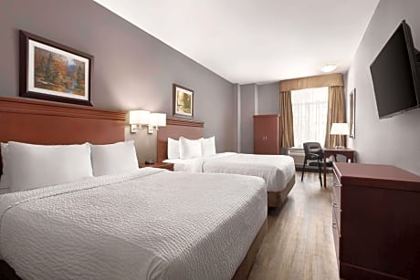 2 Queen Beds Non-Smoking