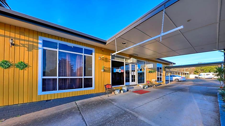 Bushmans Motor Inn