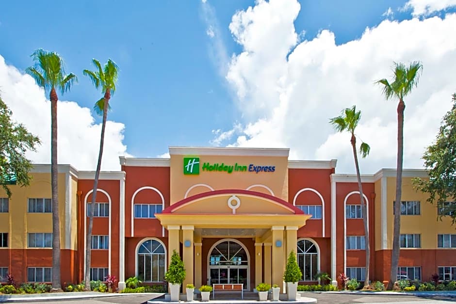 Holiday Inn Express Hotel Clearwater East - ICOT Center By IHG