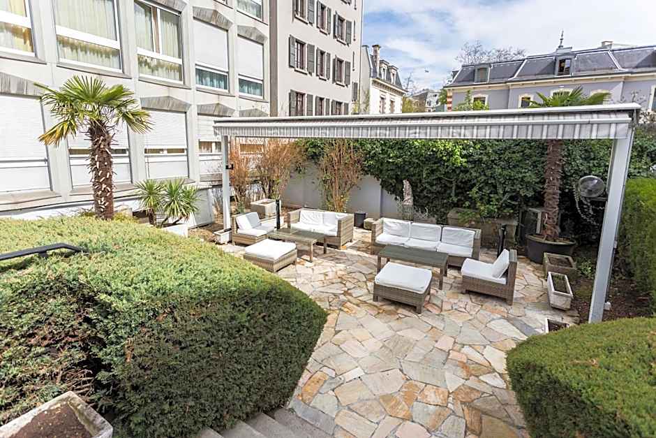 Hotel Drake-Longchamp