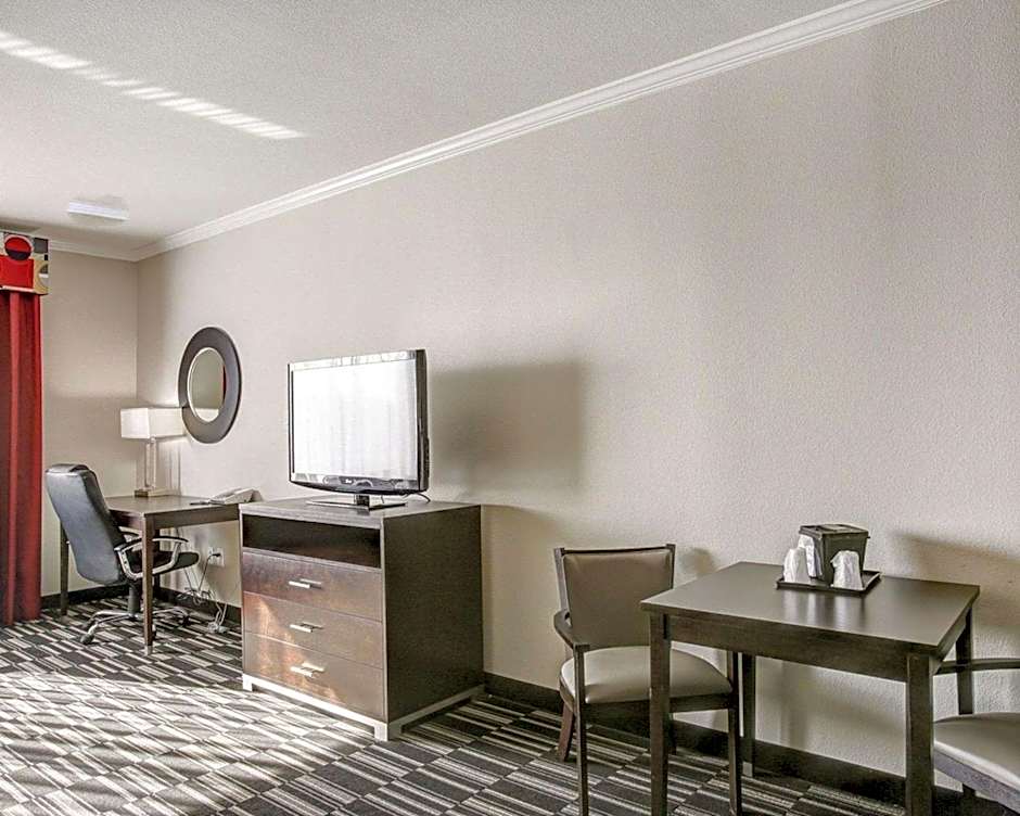 Quality Inn & Suites Bryan-College Station