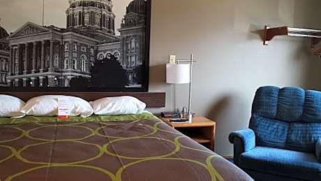 King Room- Non-Smoking