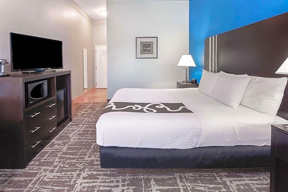 La Quinta Inn & Suites by Wyndham Kerrville