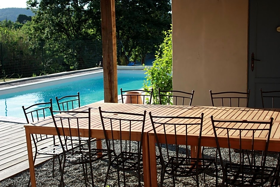 Domaine De Creva Tinas