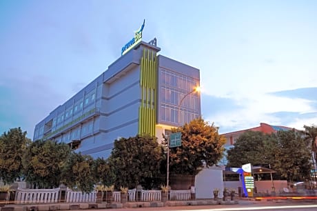 PrimeBiz Hotel Tegal