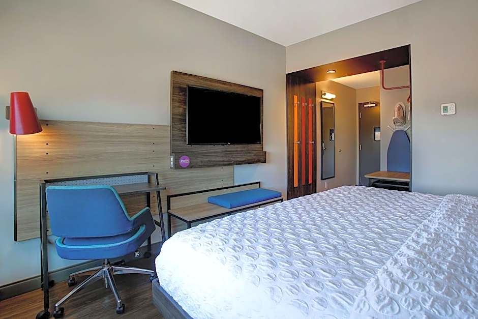 Tru By Hilton Alcoa Knoxville Airport, TN