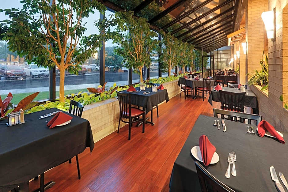 Wyndham Riverfront Little Rock