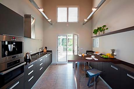 2-Bedroom Penthouse Suite