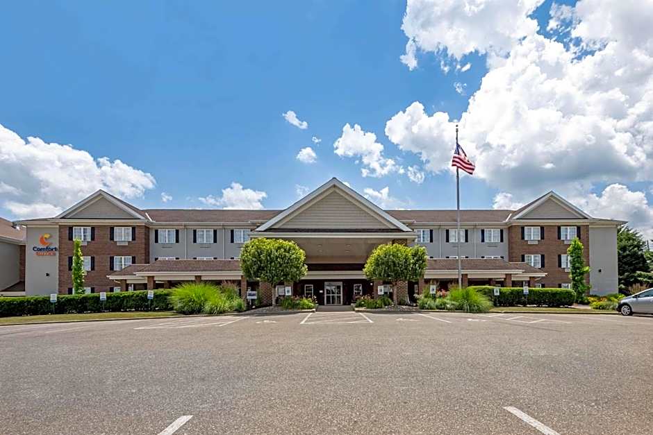 Comfort Suites Hotel and Conference Center