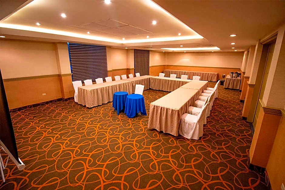 Araiza Palmira Hotel y Centro de Convenciones