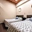 205 Zocalo Cathedral 2bdrmB 2Bath fits 10 AC Apt
