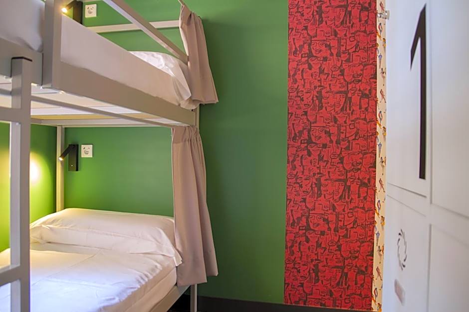 room00 Valencia Hostel