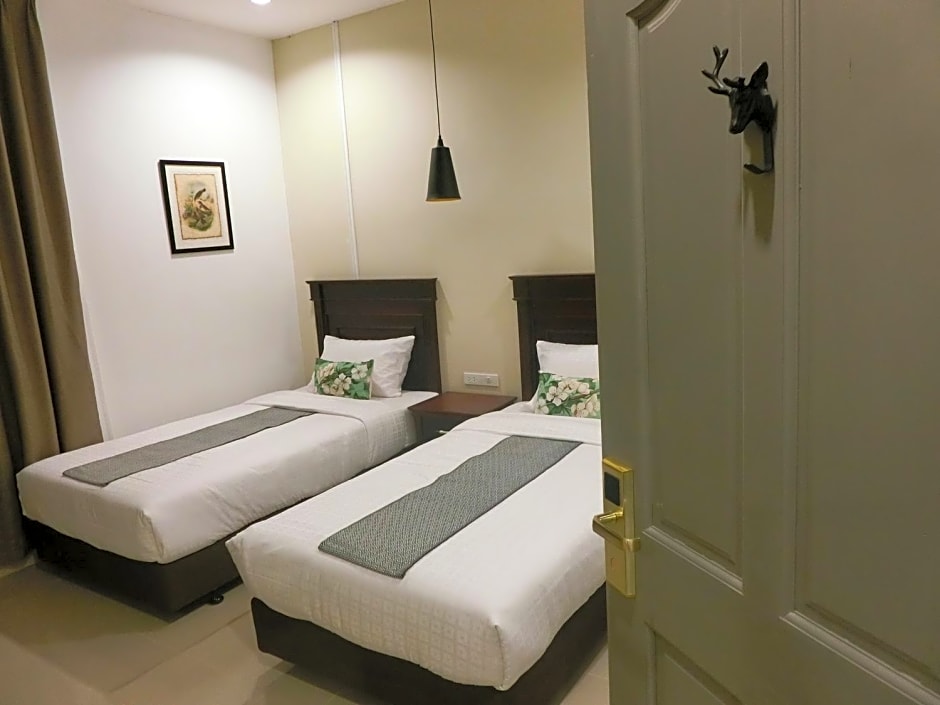 Bloom Boutique Hotel and Cafe