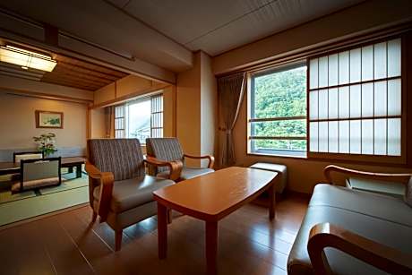 Japanese-Style Room