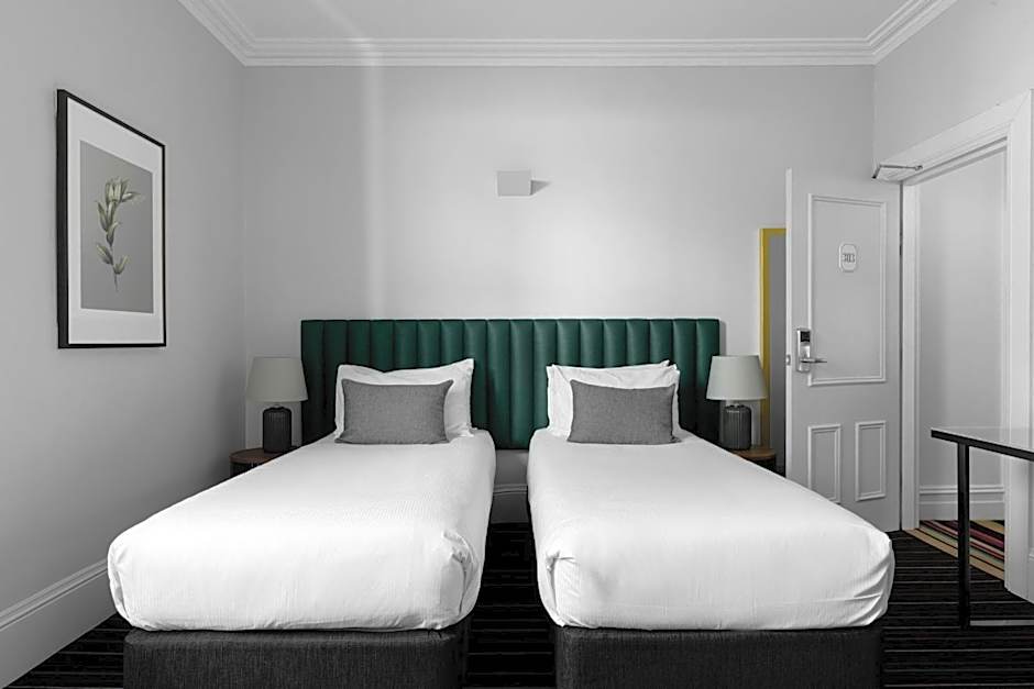 Photo 1 of 14 of Deluxe 2 Beds