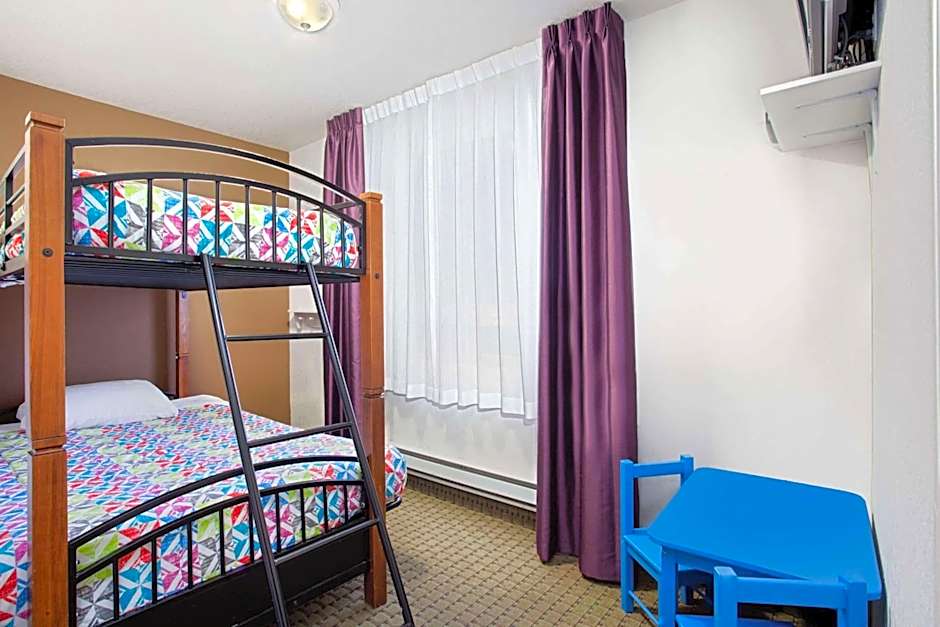 Ramada by Wyndham Red Deer Hotel and Suites