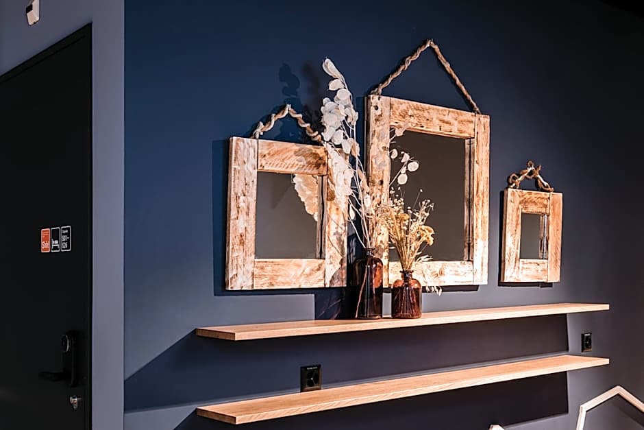 Capsule Hotel - Zurich Airport