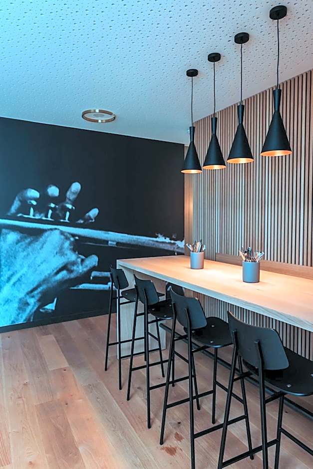 Montreux Youth Hostel