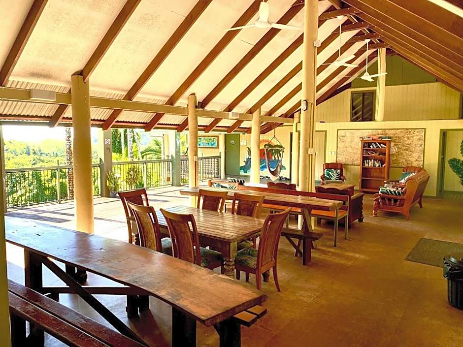Jackaroo Treehouse Rainforest Retreat